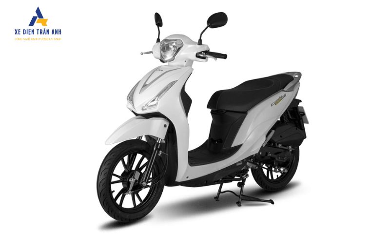 Kymco Candy Hermosa 50cc nổi bật nhờ thiết kế tinh tế