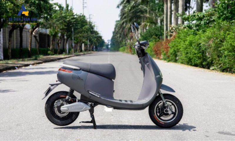 Dibao Gogo S5 sở hữu dáng bo tròn hiện đại, với kích thước 1.730 × 730 × 1.040 mm
