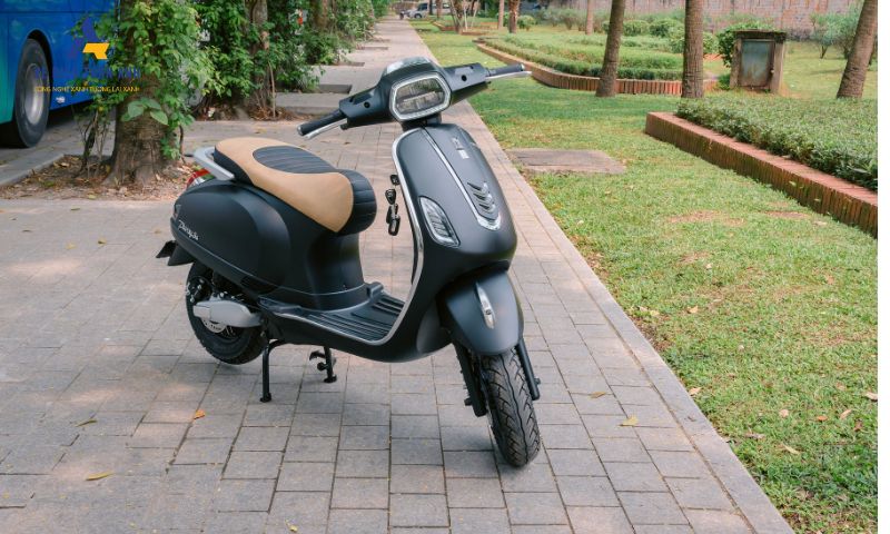 Xe máy điện Dibao Pansy S4 sở hữu thiết kế thanh lịch, sành điệu
