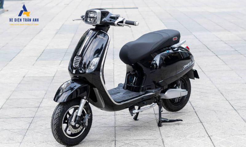 Xe được trang bị động cơ điện 1450W