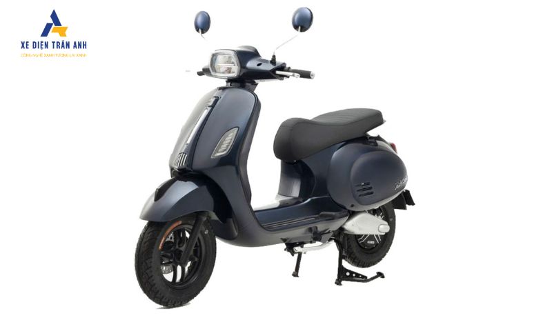 Xe được trang bị hệ thống phanh và lốp cao cấp